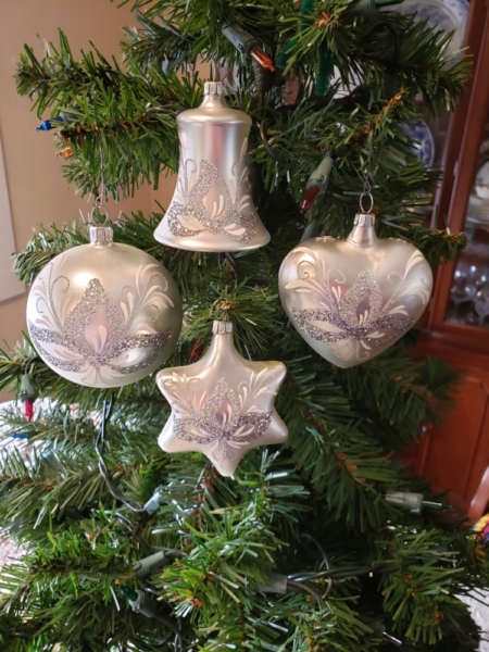 Hand-painted Silver Color metal ornaments hanging